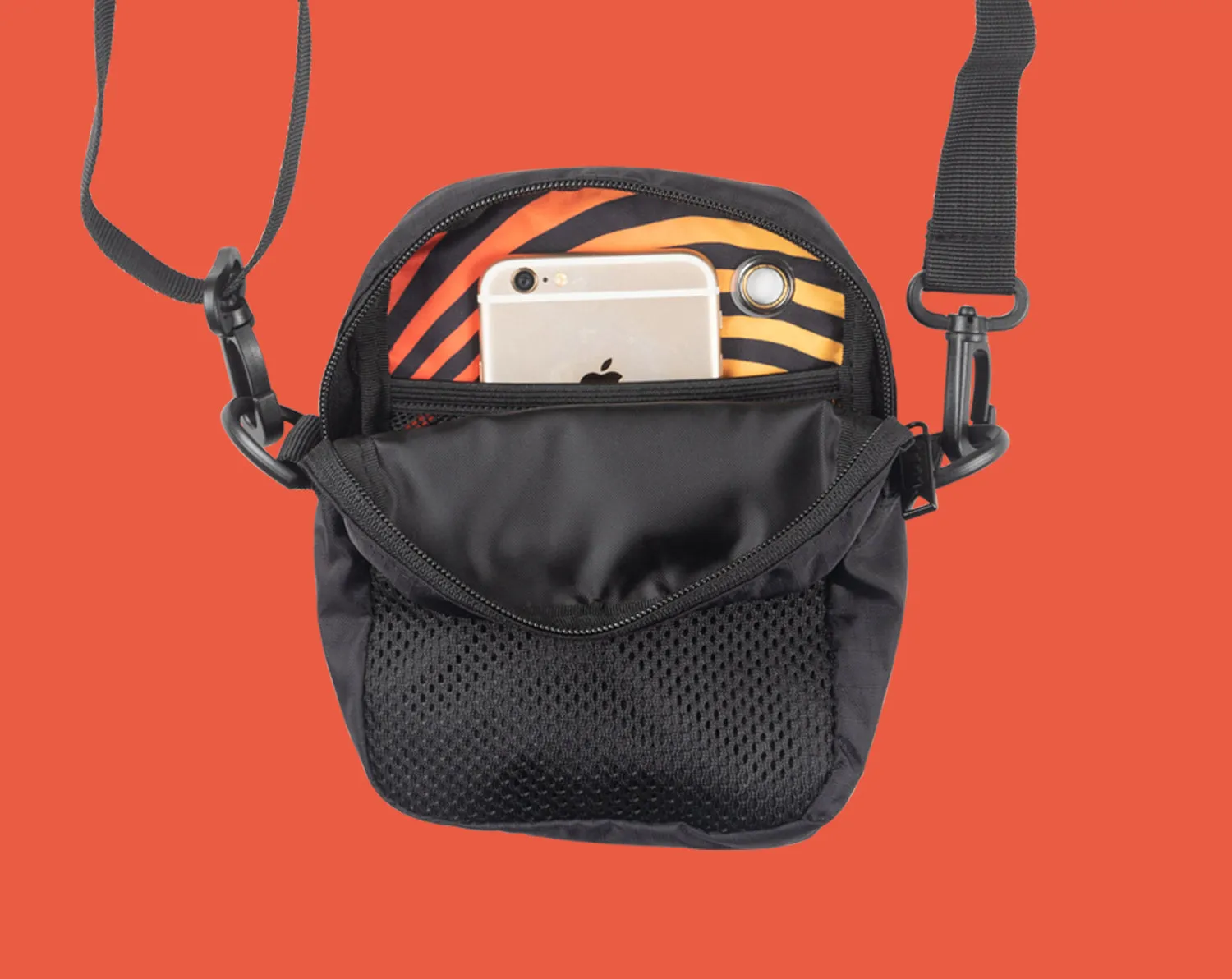 The Bumbag Co Cheif Compact Shoulder Bag - Black